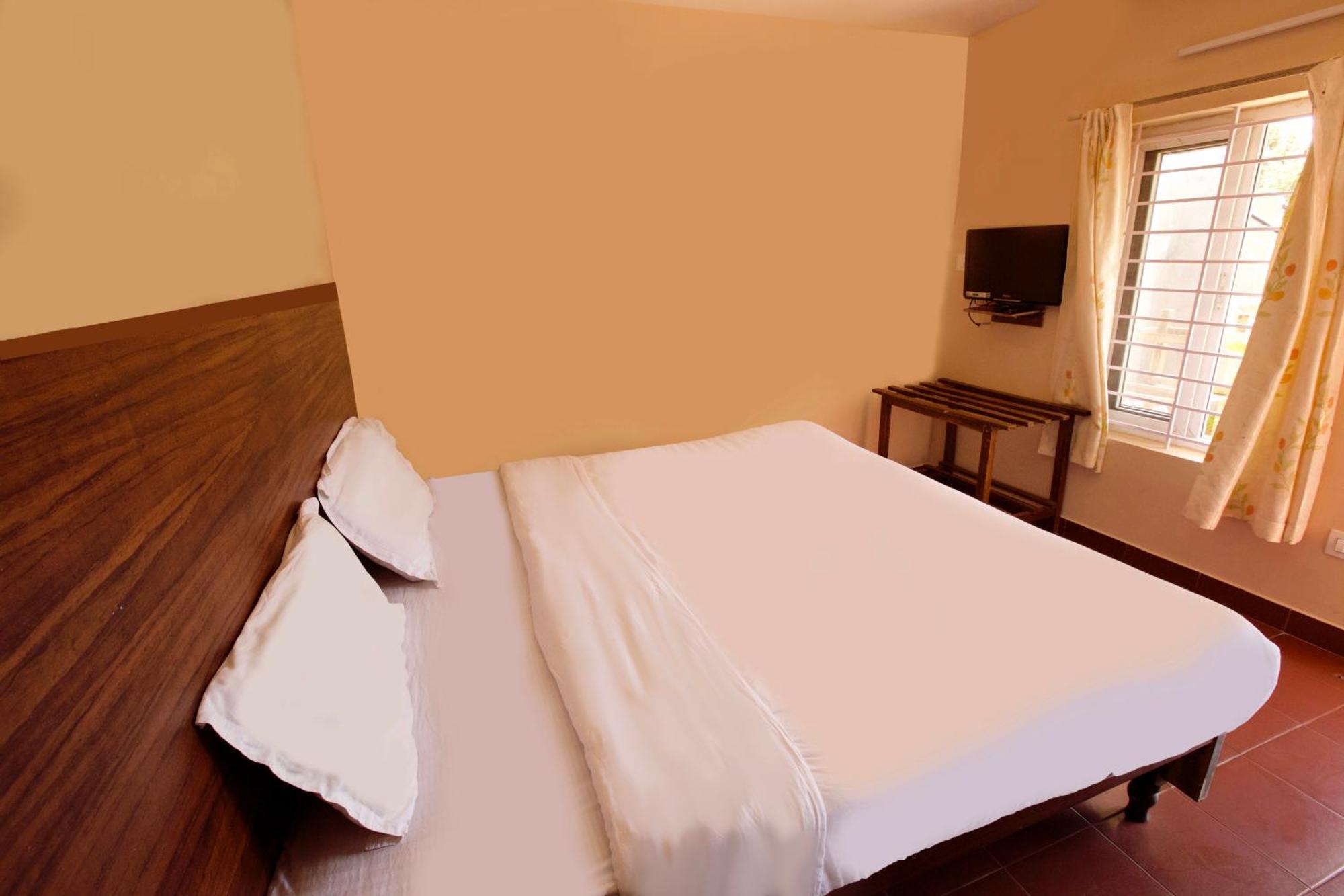 Reflections Guest House 乌提 外观 照片